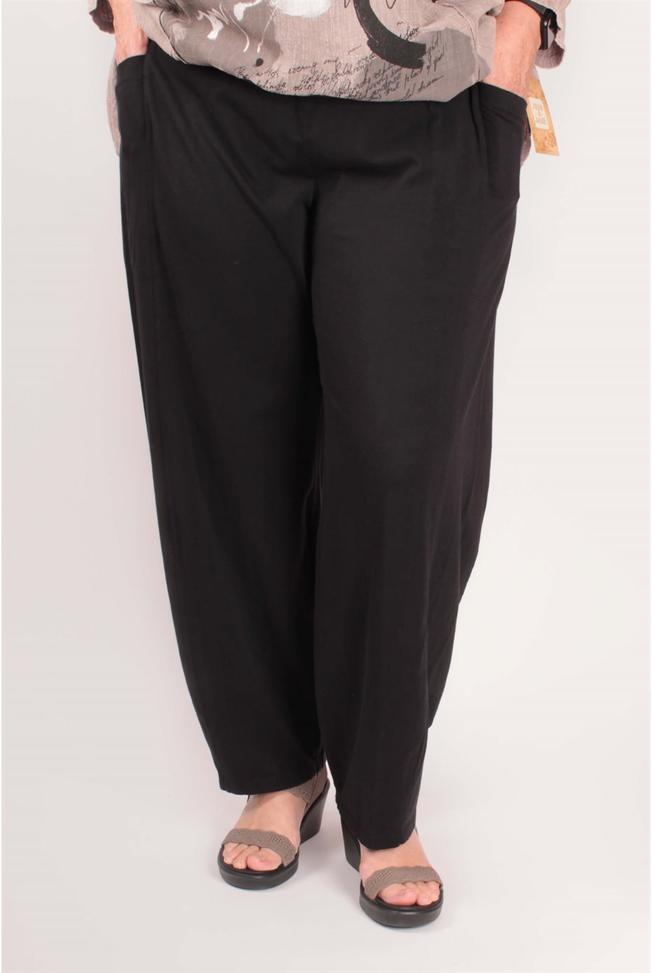 Pantalon lanterne noir en coton 